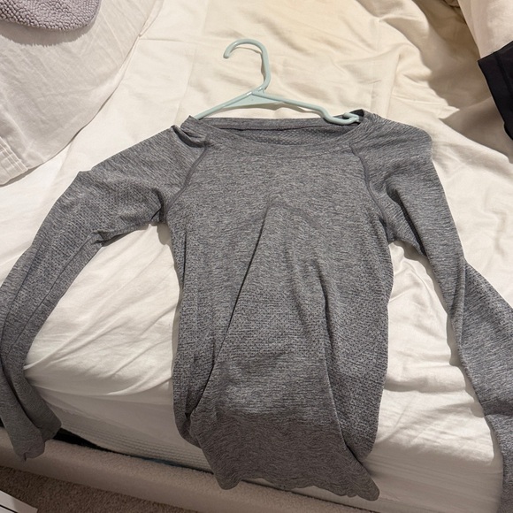 Lululemon bundle - Picture 3 of 4